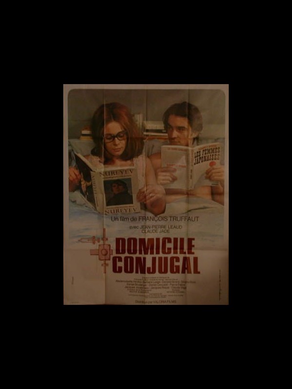 Affiche du film DOMICILE CONJUGAL