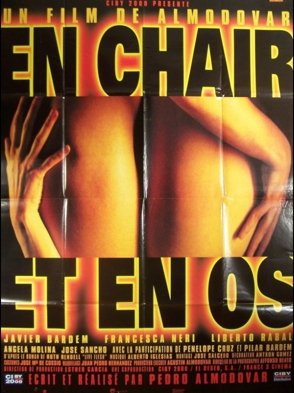 Affiche du film EN CHAIR ET EN OS - Titre original : CARNE TRÉMULA