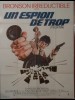 UN ESPION DE TROP
