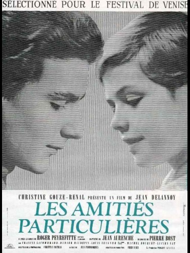 Affiche du film LES AMITIES PARTICULIERES