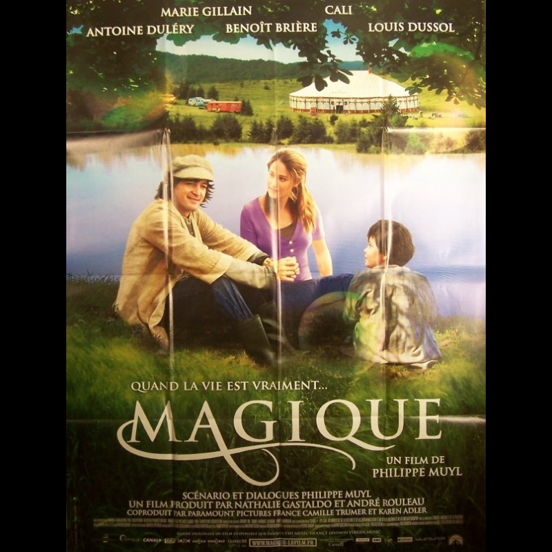 Le Royaume Magique Film Complet En Français Affiche du film MAGIQUE - CINEMAFFICHE
