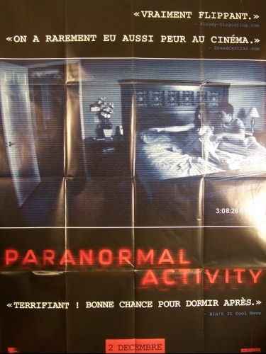 Affiche du film PARANORMAL ACTIVITY