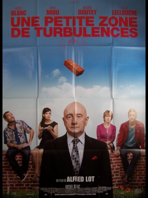Affiche du film UNE PETITE ZONE DE TURBULENCES