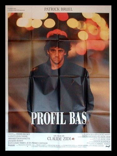 Affiche du film PROFIL BAS