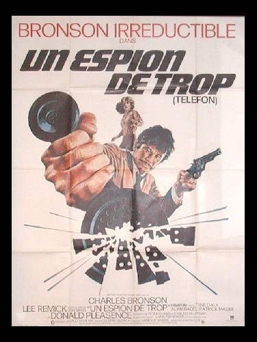 Affiche du film UN ESPION DE TROP