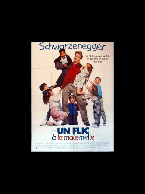 Affiche du film UN FLIC A LA MATERNELLE