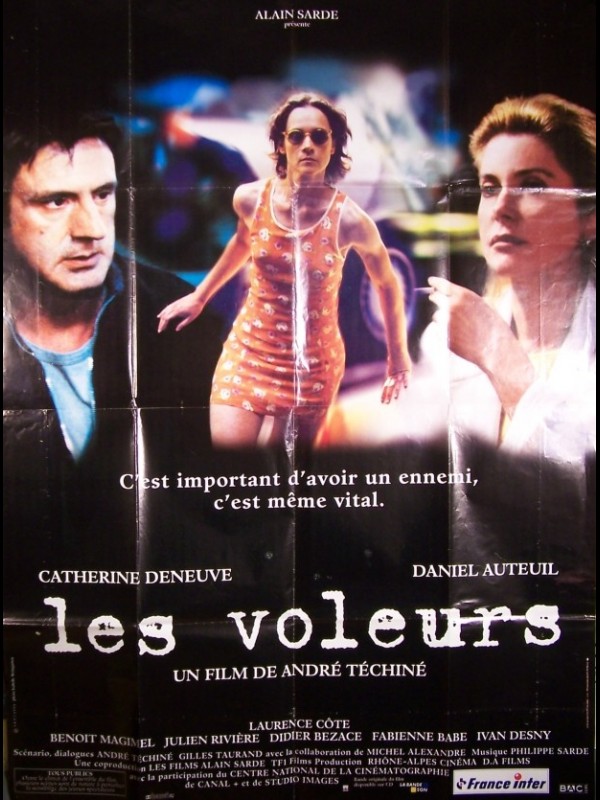 Affiche du film LES VOLEURS