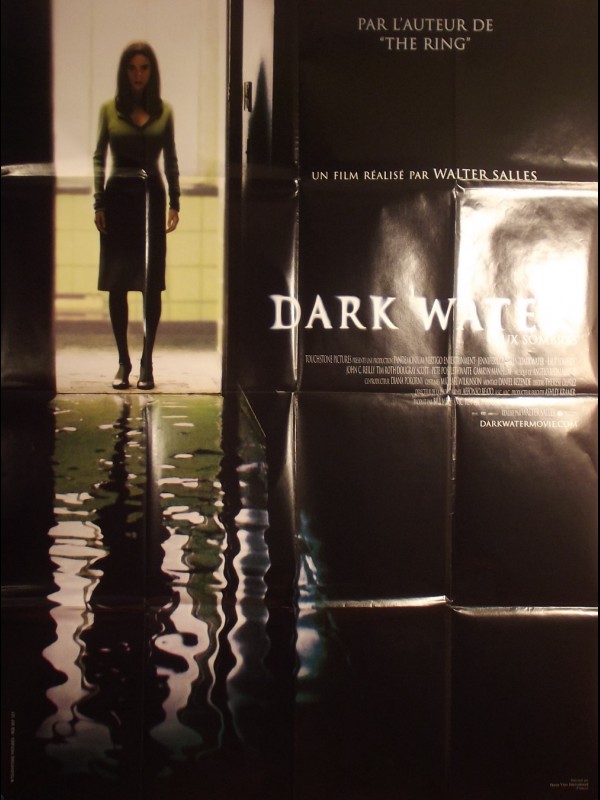 Affiche du film DARK WATER