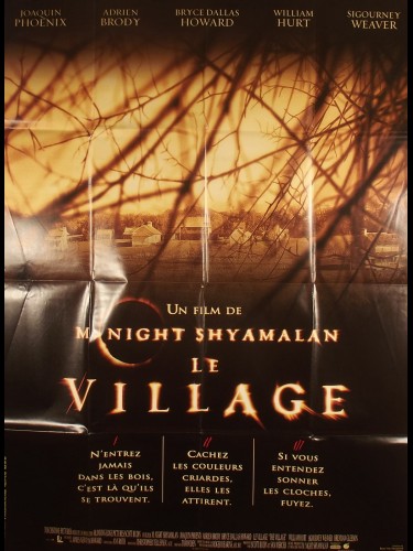 Affiche du film LE VILLAGE