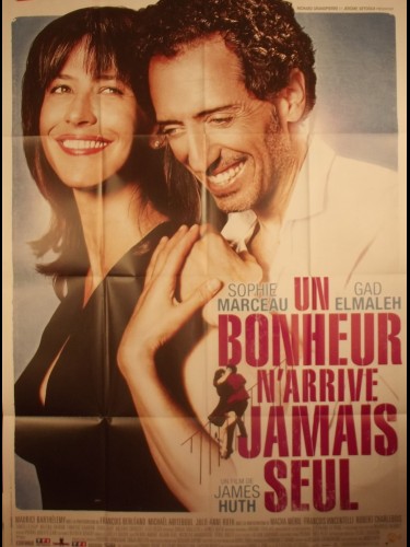 UN BONHEUR N'ARRIVE JAMAIS SEUL